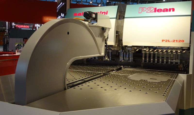 salvagnini world premiere blechexpo 2017
