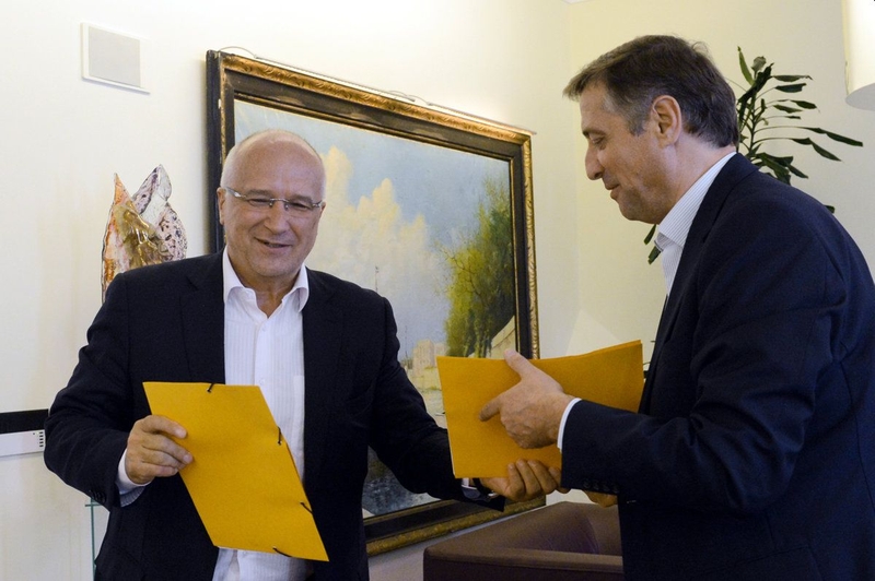 Alexej Beljajevvľavo prezident APZ SR a Emil Machyna šéf OZ KOVO M