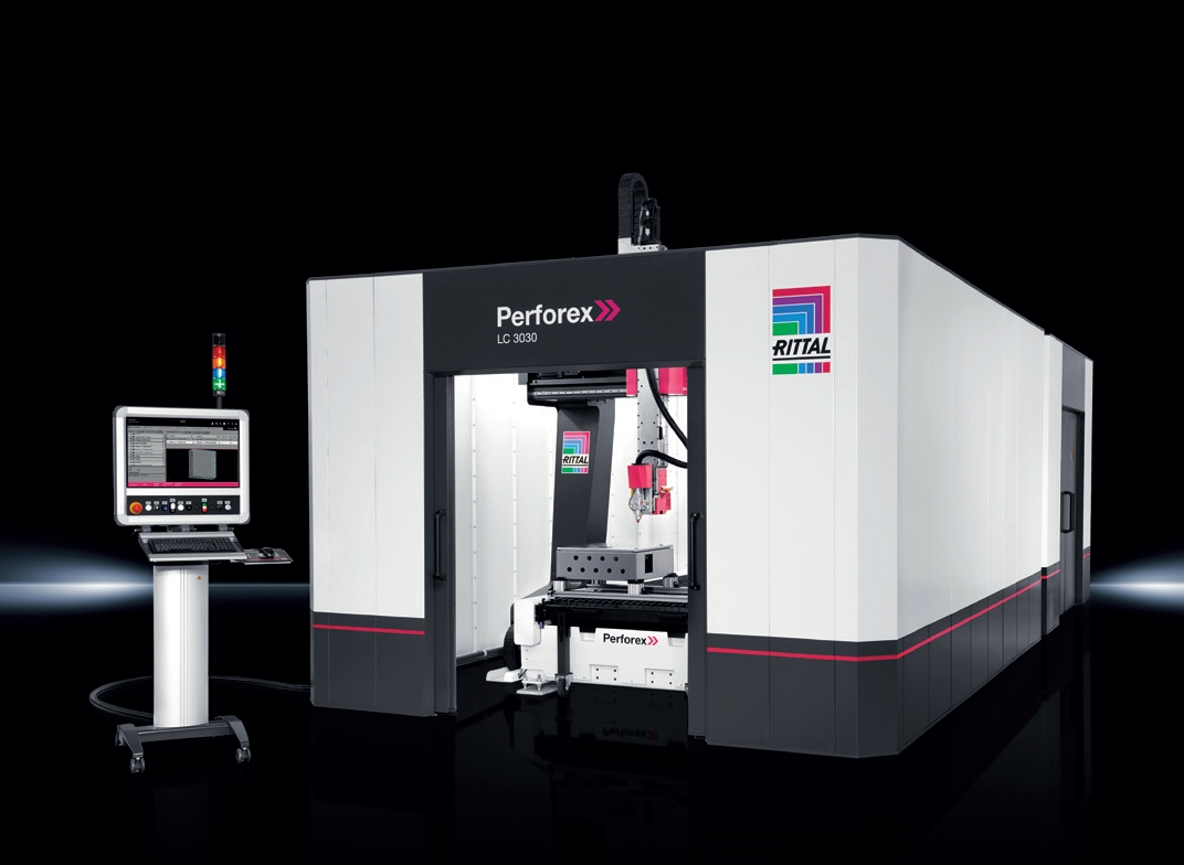 Obr. 4 Laserové centrum Perforex LC 3030