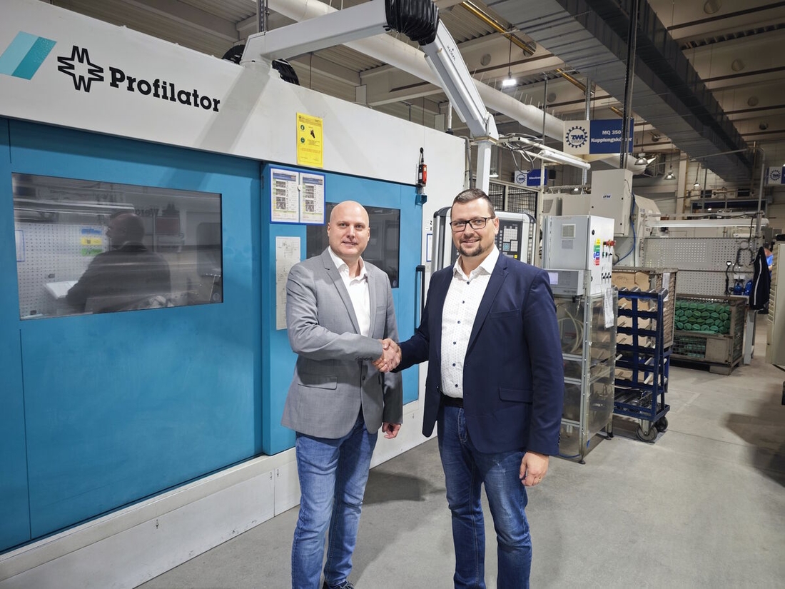 Vľavo Daniel Vislocký, výrobný manažér spoločnosti ZWL Slovakia - Výroba ozubených kolies Sučany: Optimalizácia podnikových procesov a vzdelávanie