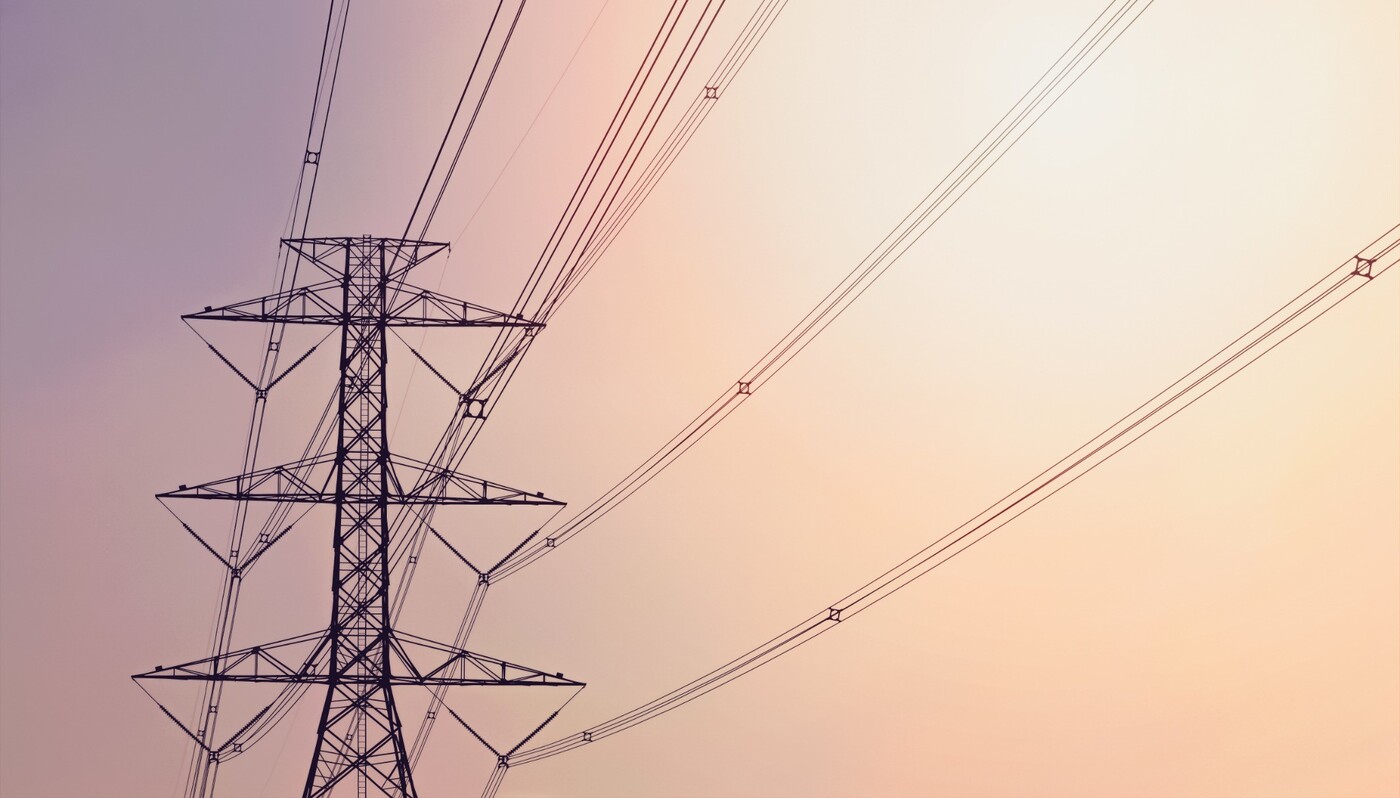 electricity pylon under 1000kb