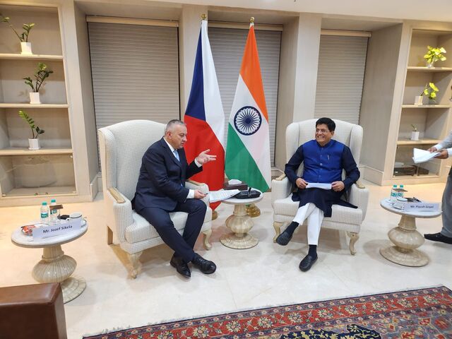 Jednani s ministrem obchodu a prumyslu Piyush Goyal 1 3