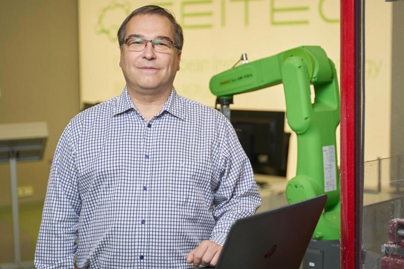 Novou výzkumnou oblast v cetre robotov v Brne povede Pavel Václavekjpg