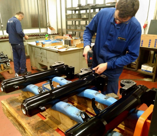 hydraulicke valce 5 1200x1045