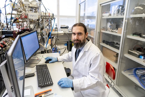 Martin Kalbac Ustav fyzikalni chemie J Heyrovskeho 38 maly